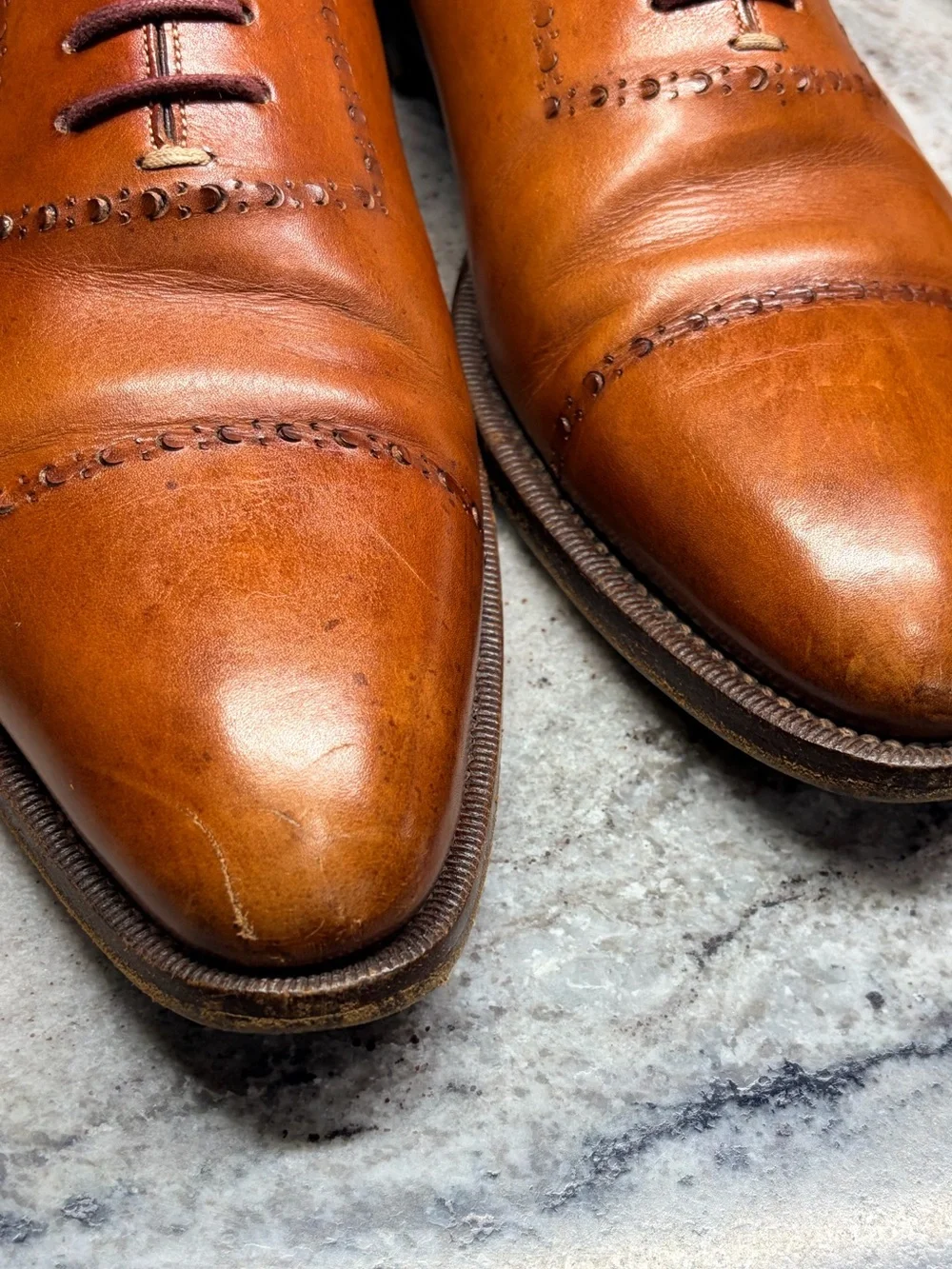 Santoni description stunning